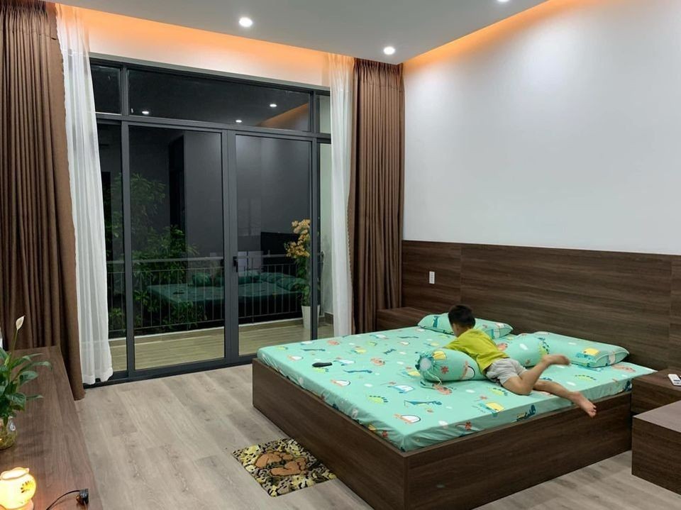 Bán nhà Trần Cung 42m 4 tầng lô góc 2 mặt thoáng giá chỉ 3,78 tỷ