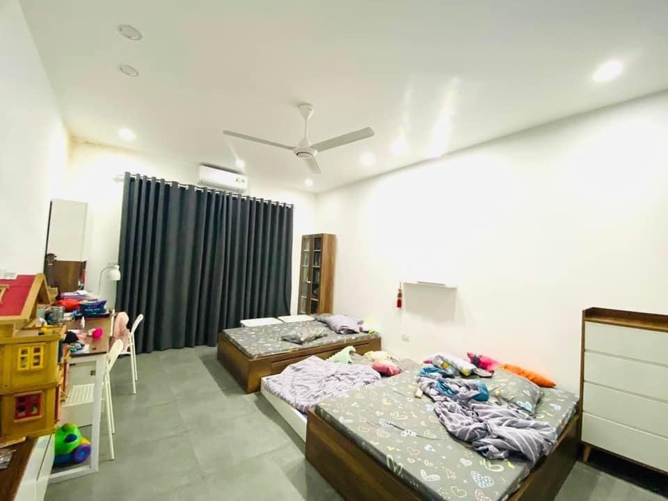 Bán nhà Trần Cung 42m 4 tầng lô góc 2 mặt thoáng giá chỉ 3,78 tỷ
