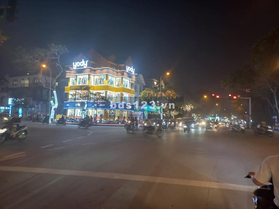 Chung cư Vip bán đảo Linh Đàm diện tích 65m2, 2 phòng ngủ, giá 1.35 tỷ lh 0362553335