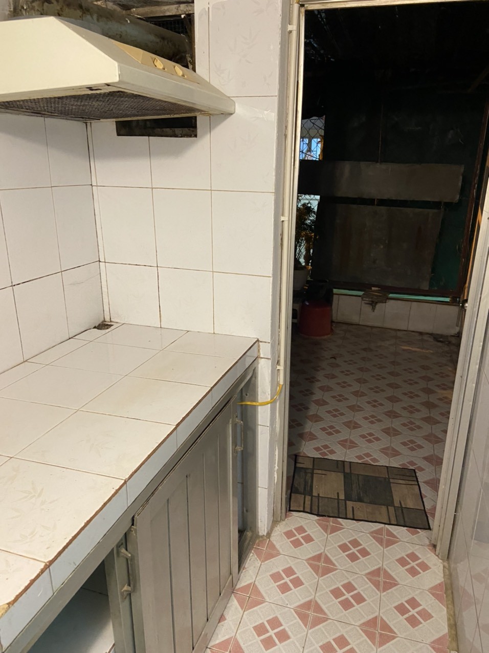 Bán gâp nhà tập thẻ Thành Công 46m2, 1.75 tỷ thích hợp hộ gia đình, ô tô đỗ tận cửa, dắt xe máy lên