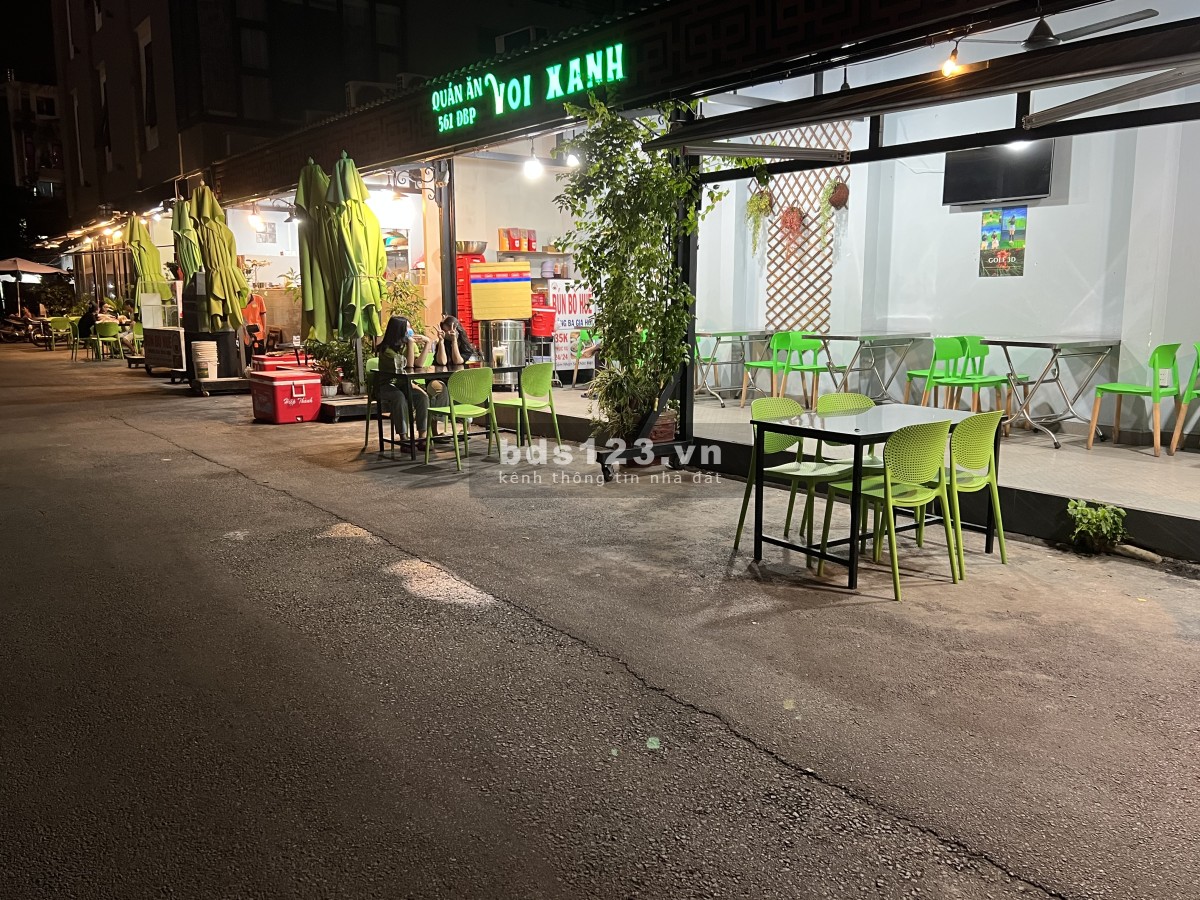 Cần sang quán nhậu lại nằm ngay mặt tiền khu dân cư đông đúc, giá tốt