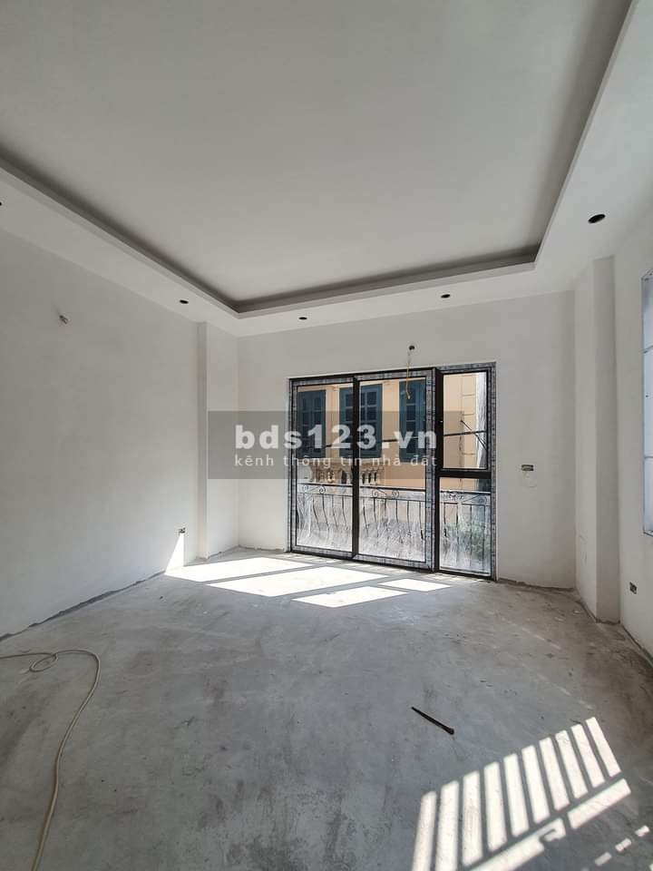 Bán nhà mới xây tại Xuân La Tây Hồ khu dân cư giá tốt, liên hệ 0397889460