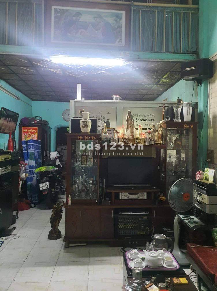 Chính chủ cần bán nhà riêng diện tích 4x20m, Xuân Thới Đông 2, Hóc Môn