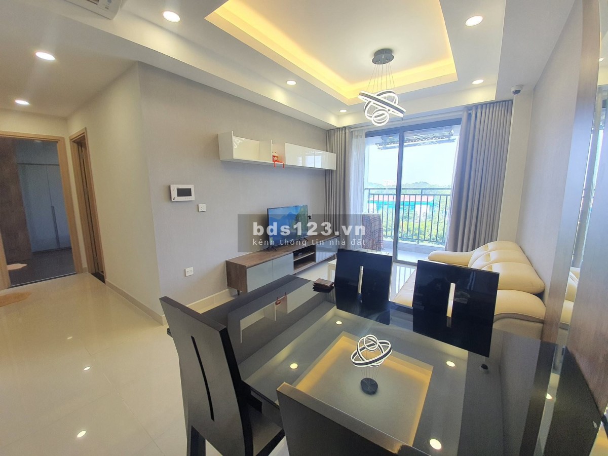 Bán căn hộ tại Tân Bình 4 tỷ Full nội thất thiết kế 2PN2WC tại Botanica Premier