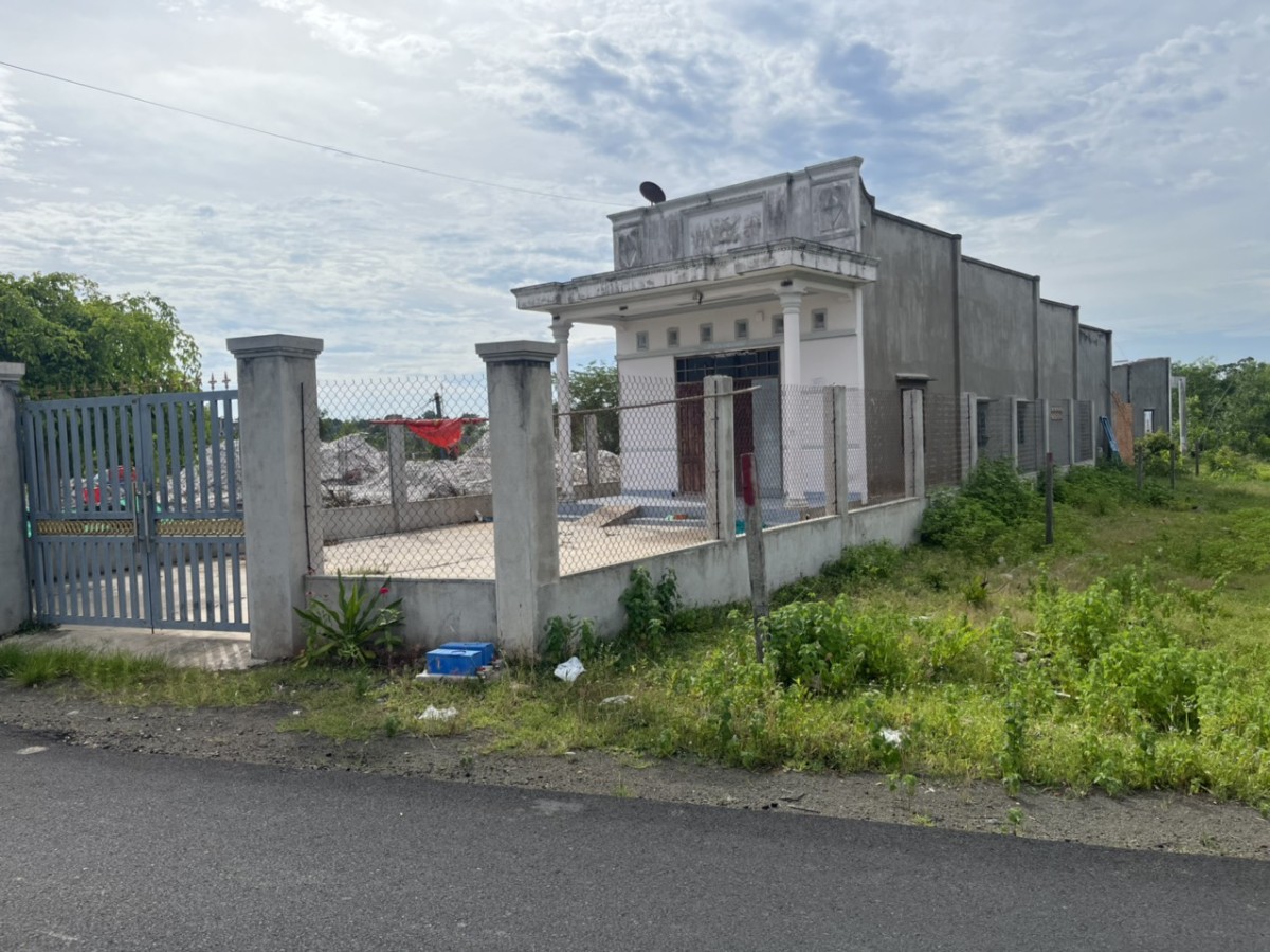 Bán lô đất dinh Chúa Cậu, Bình Châu DT 514m² có 100m² thổ cư, đường trải nhựa view biển tuyệt đẹp