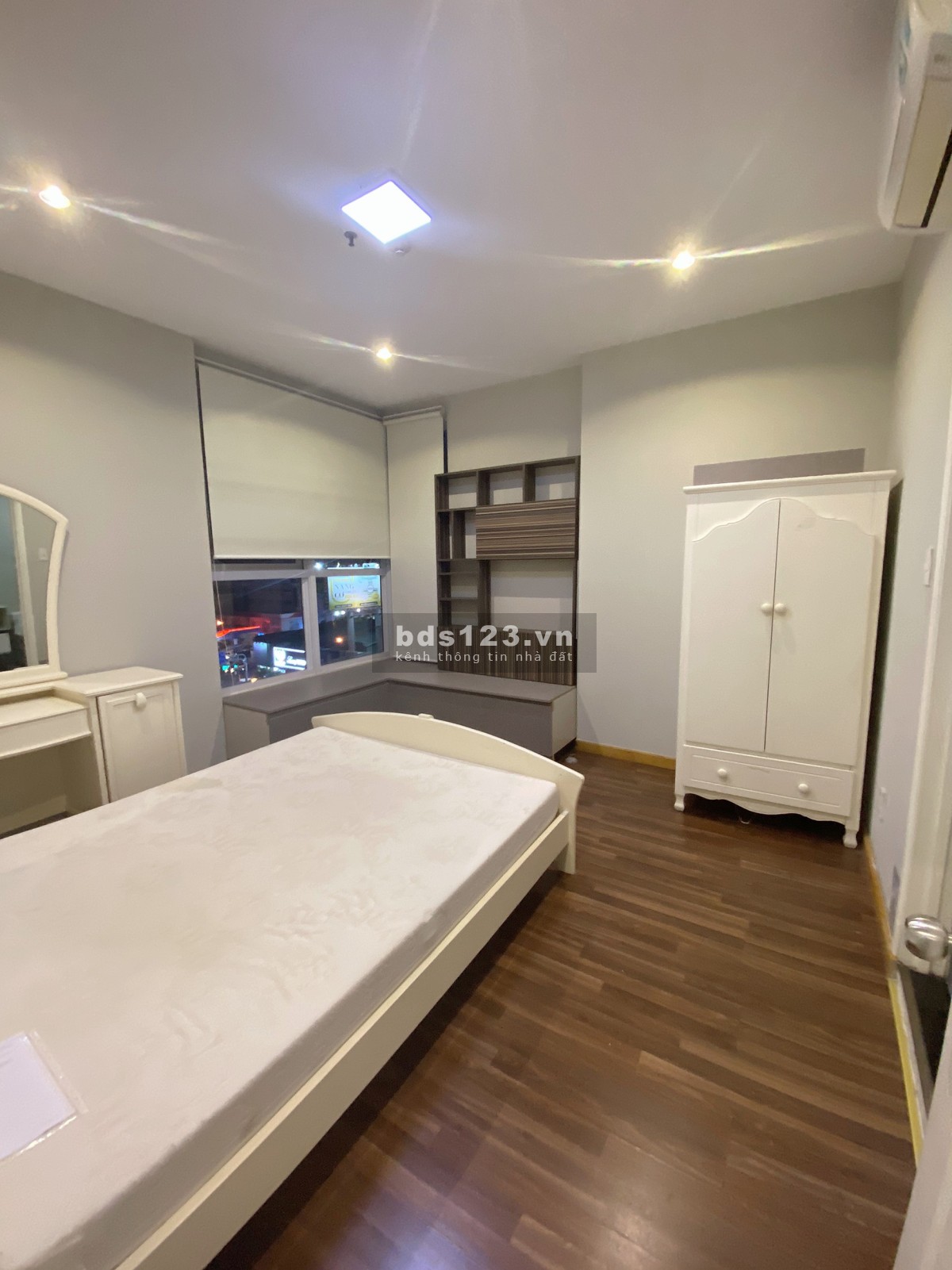 Cho thuê căn hộ 3PN, The Prince Quận Phú Nhuận 23 triệu/tháng