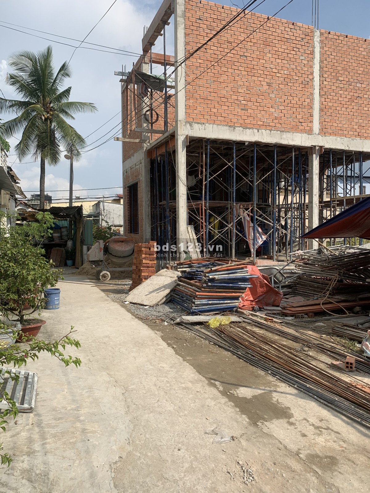 Bán đất giá rẻ đường bê tông 4m, giá nhỉnh 2 tỷ liên hệ 0962988066, khu an ninh