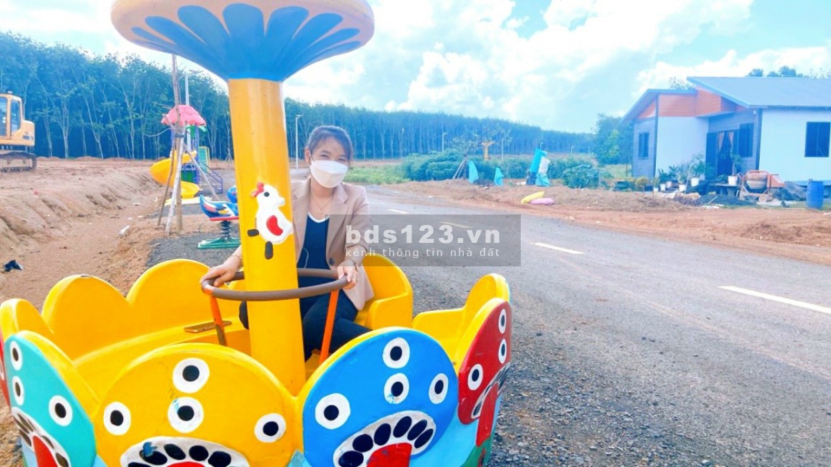 Đất thổ cư gần thành phố Đồng Xoài giá rẻ sổ sẵn, bàn giao ngay