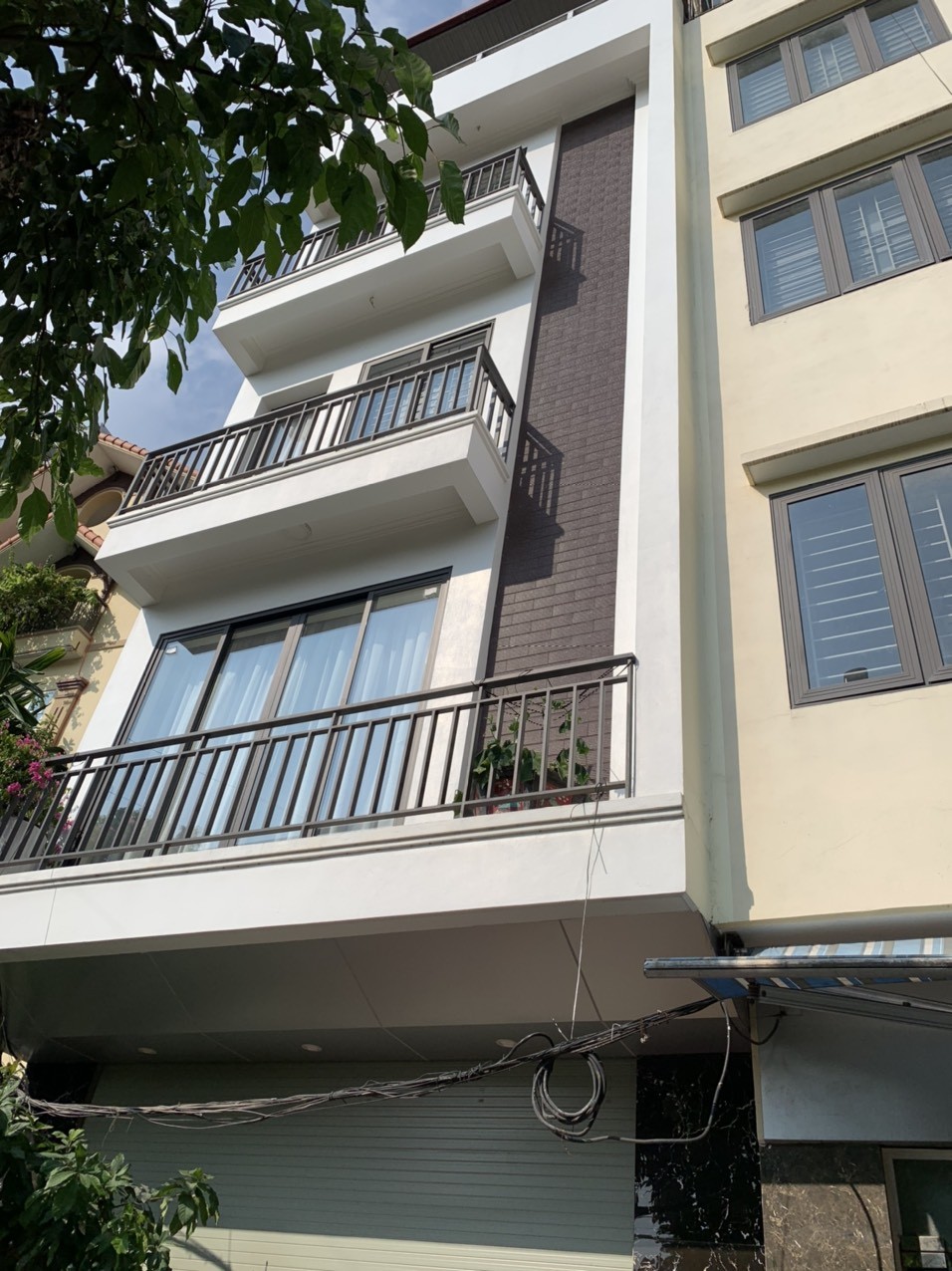 Tiểu Khu Đô Thị Vạn Phúc, Phân Lô, Vỉa Hè, Kinh Doanh, 65m2, 5 Tầng, MT 4.5m, 8 Tỷ 5