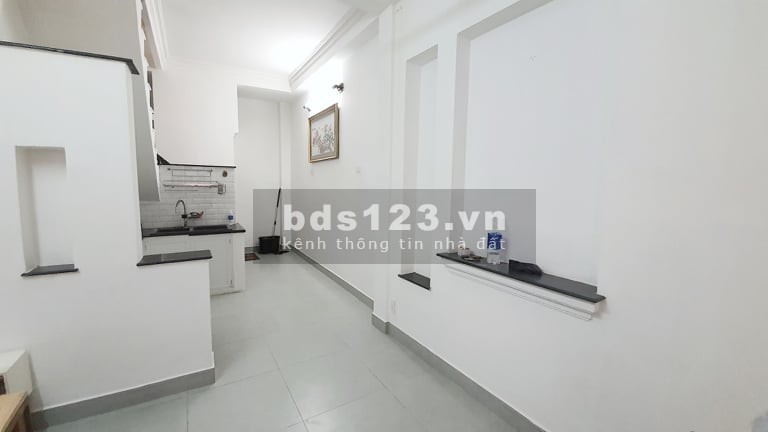 Bán nhà HOT 3 tấm Hoàng Văn Thụ, 3 PN, giá bán 3.55 tỷ tiện ích đủ