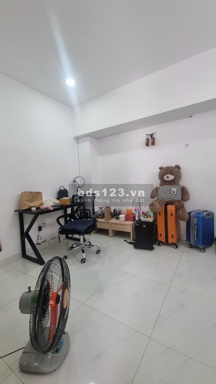 Hẻm xe hơi gần Trường Thị Hoa, cho thuê 5 triệu/tháng, dt 46.7m2, sử dụng 74m2, giá 3.55 tỷ