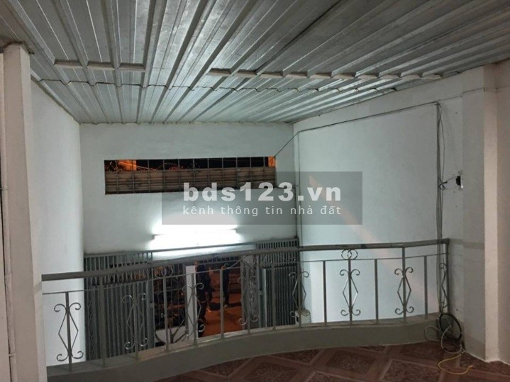 Bán nhà giá 4.8 tỷ diện tích sử dụng 89m2 nhà Quận 10 hẻm 3 gác đua