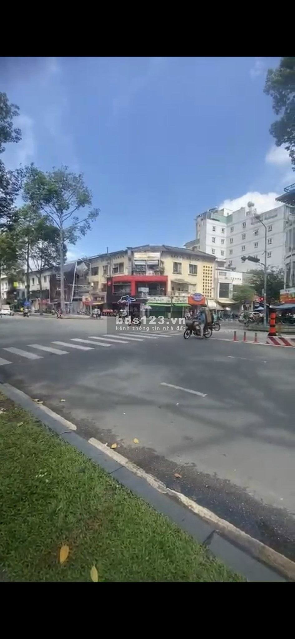 Cho thuê Nhà mặt tiền Trần Hưng Đạo Quận 1 - liền kề khu phố Tây Bùi Viện
