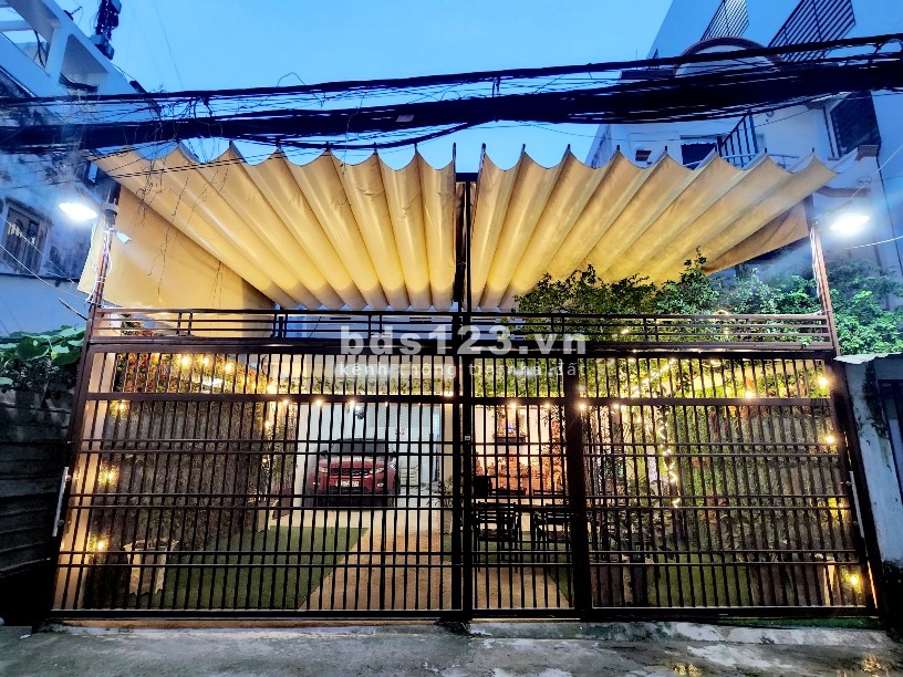 Bán nhà sân vườn đẹp 216m2 (7,6x29), hẻm xe tải 6m, phù hợp xây CHDV, biệt thự