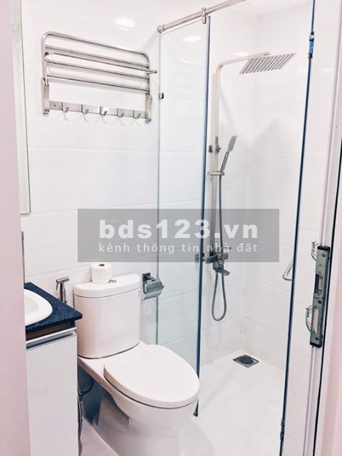 Bán officetel Kingston Residence, PN, giá bán 2.4 tỷ liên hệ…