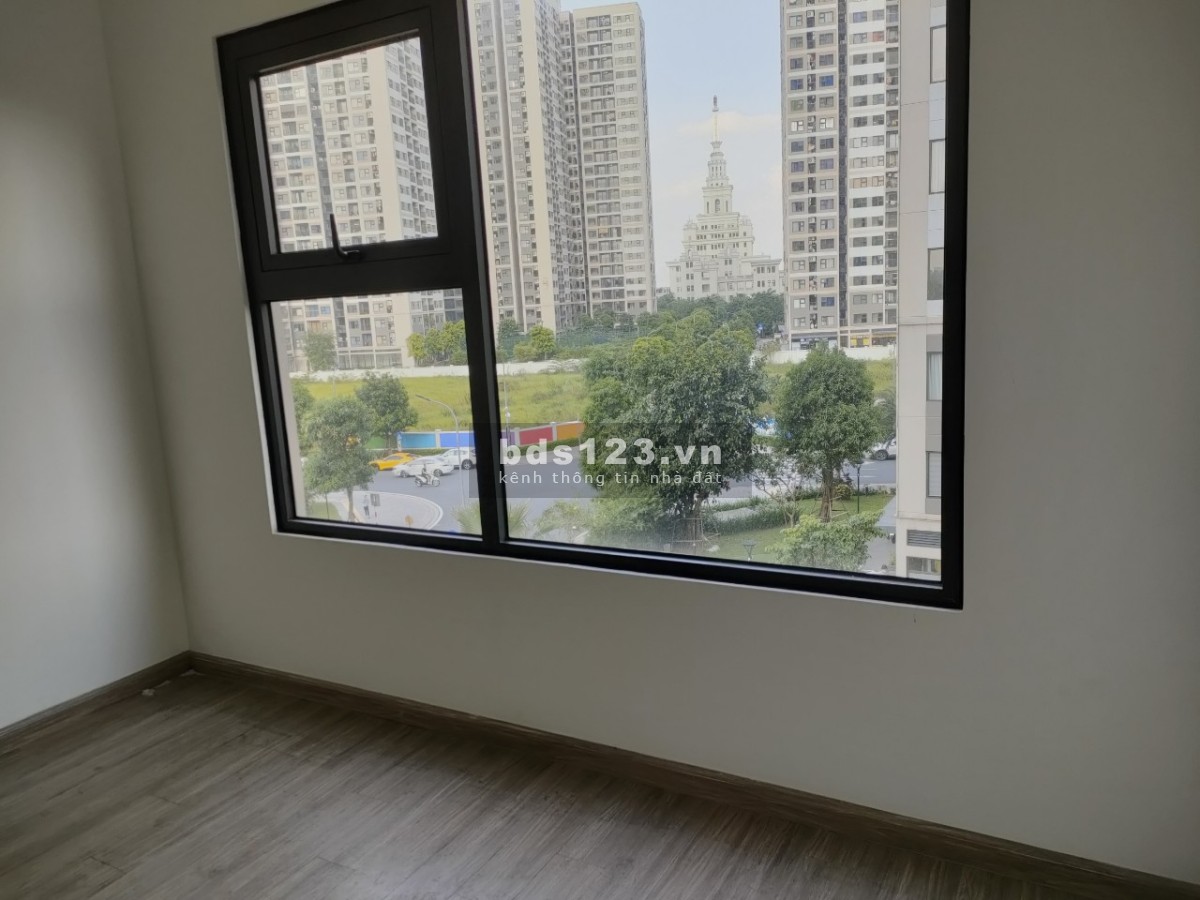 Bán nhanh căn hộ chính chủ Vin homes Ocean Park Gia Lâm 3 PN + 2 WC, giá 2,4 tỷ đồng