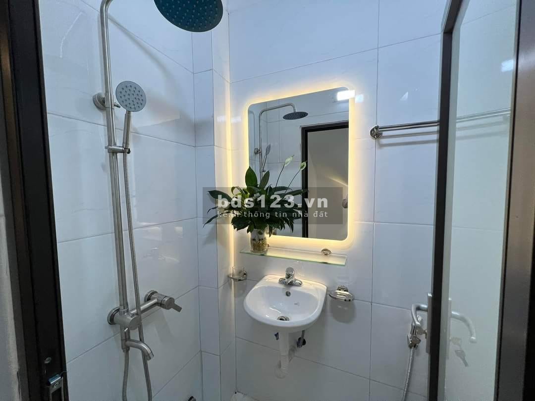 Nhà đẹp Nguyễn Chính, Hoàng Mai, DT 35m², ô tô đỗ cửa nhỉnh giá chỉ 4 tỷ đồng