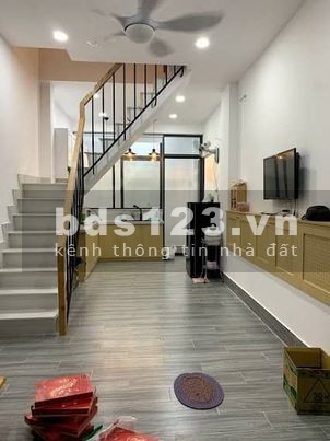 Hẻm xe tải thích hợp xây dựng đầu tư làm kho bãi kinh doanh đa ngành
