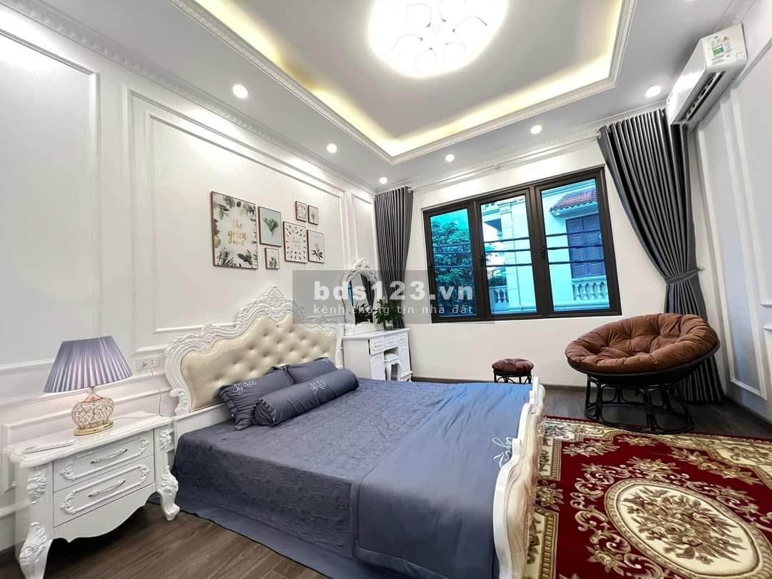 Nhà đẹp Nguyễn Chính, Hoàng Mai, DT 35m², ô tô đỗ cửa nhỉnh giá chỉ 4 tỷ đồng