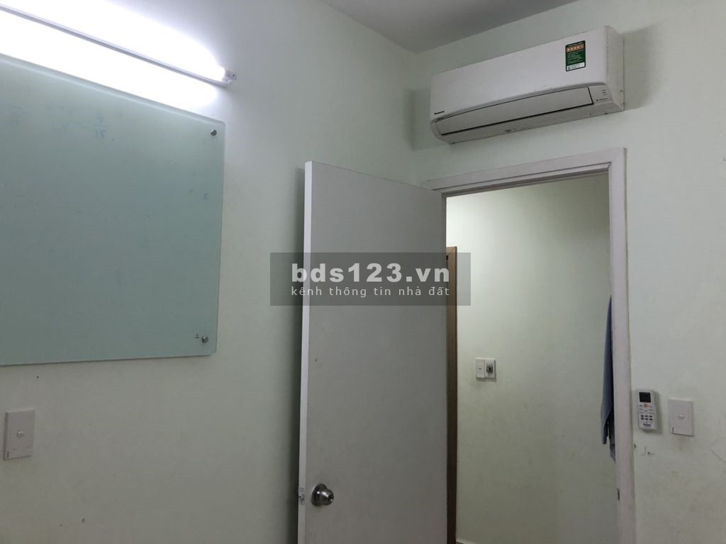 Cho thuê căn hộ Topaz City Cao Lỗ Quận 8, 3pn có 1 số nội thất giá tốt