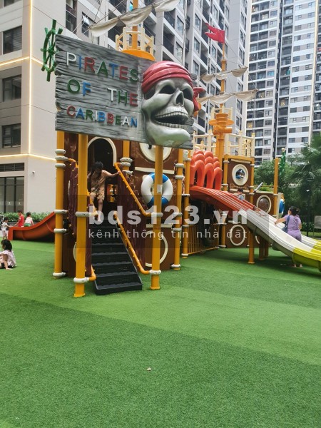 Chuyển nhượng gấp cắt lỗ sâu căn 2PN 1VS, view thoáng, tầng trung tại Vin Ocean Park, giá 1.53 tỷ