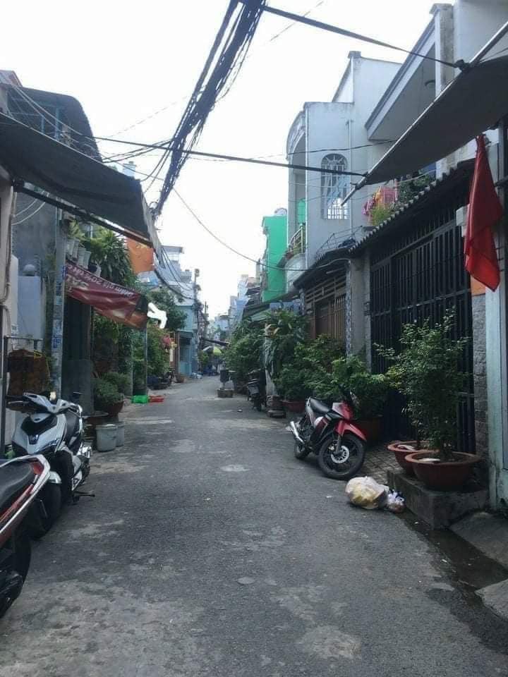 Bán biệt thư xây Tâm Huyết giữa lòng Quận 7 chỉ hơn 5 tỷ chút