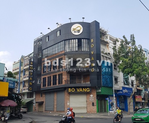 Chính chủ kẹt tiền hạ giá bán gấp 2 căn liền kề mặt tiền Phan Xích Long, Quận Phú Nhuận.