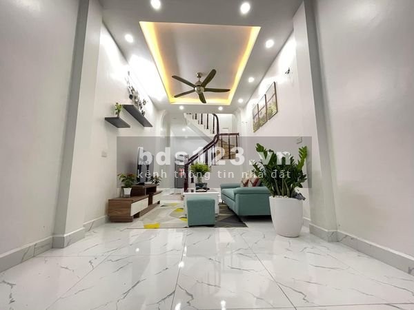 Thuỵ Khê nhà đẹp lô góc rất gần phố 2 mặt thoáng cho thuê hoặc ở đều được