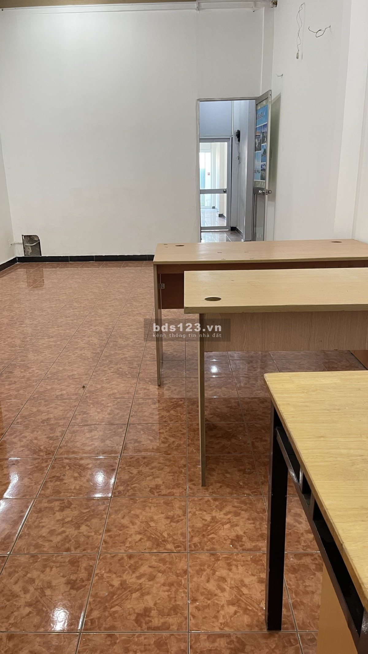 Giảm giá cực mạnh 4 văn phòng cố định duy nhất tại mặt tiền Cộng Hoà, Tân Bình