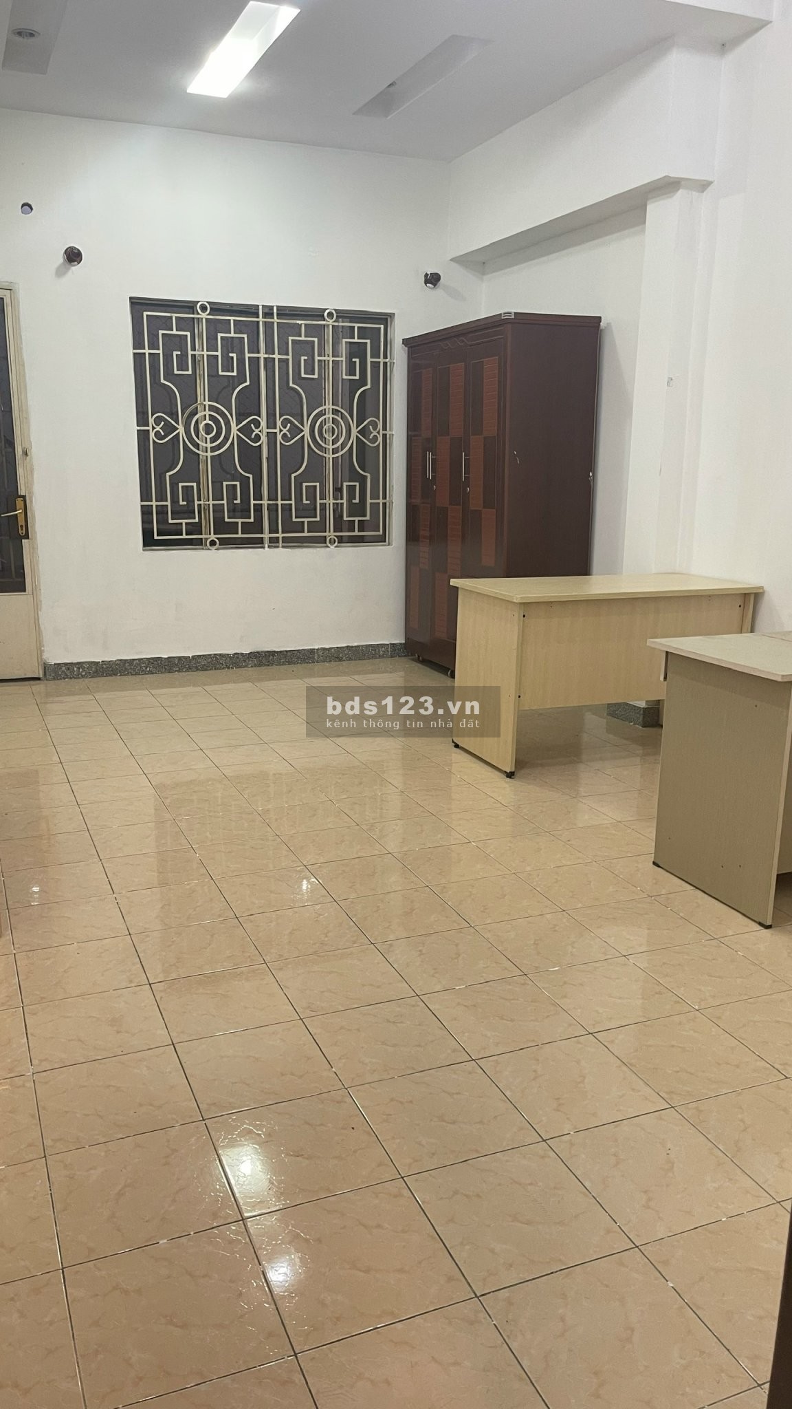 Giảm giá cực mạnh 4 văn phòng cố định duy nhất tại mặt tiền Cộng Hoà, Tân Bình