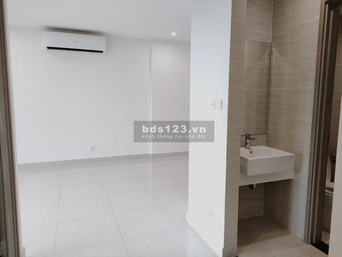 Bán nhanh 2PN 1WC tầng đẹp hướng mát Vin Ocean Park - chỉ 1.55 tỷ LH: 081 260 2680