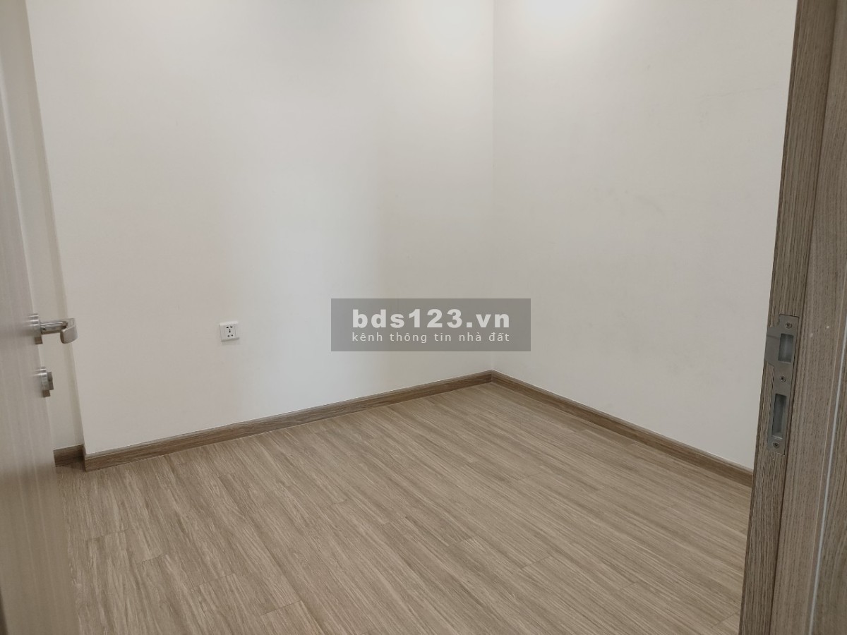 Bán nhanh 2PN 1WC tầng đẹp hướng mát Vin Ocean Park - chỉ 1.55 tỷ LH: 081 260 2680