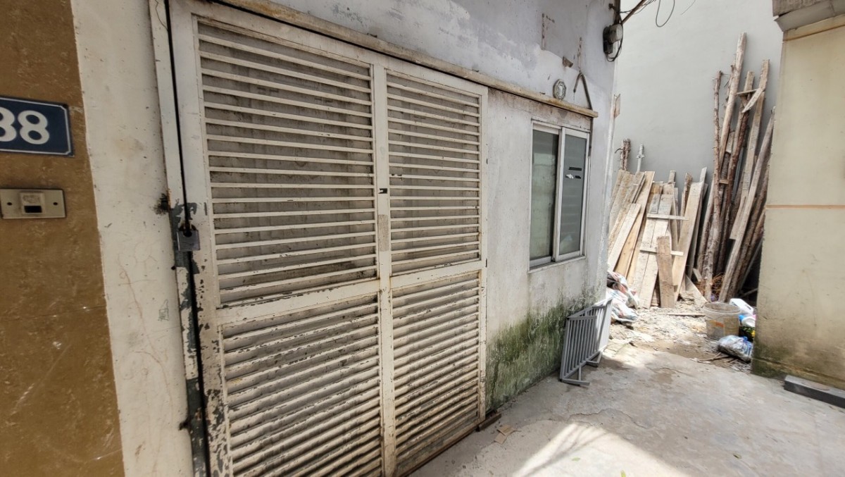 Bán nhà cấp 4, gần ô tô, Ngõ 318 Thạch Bàn, giá 1.8 tỷ. Long Biên