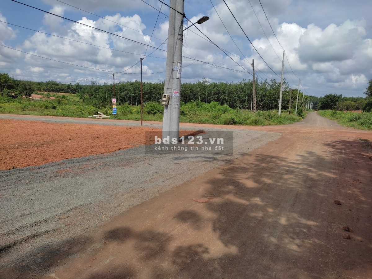 Đất nhánh đường DT741 đi vào 300m ngay sát KDC thái thành giá từ 639tr