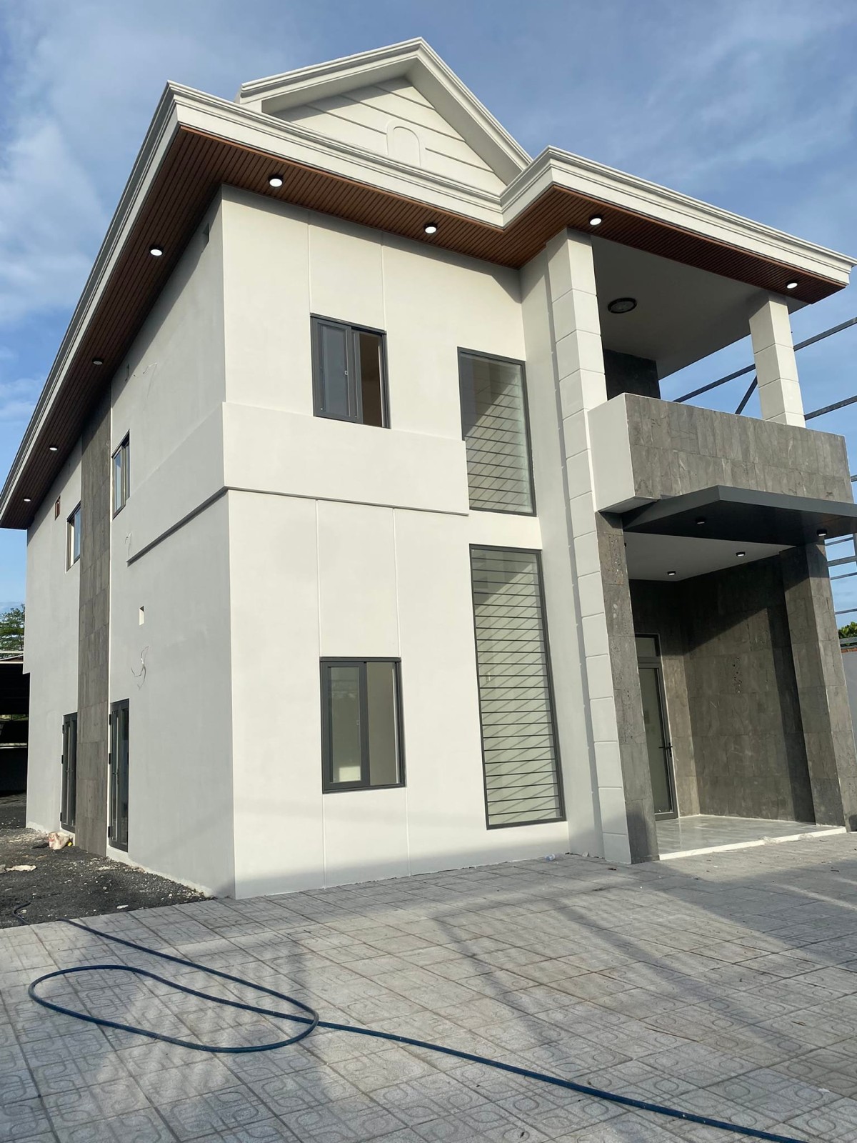 Nhà mới tinh, Mặt tiền An Phú Đông gần QL 1A - Nhà ở kết hợp kho xưởng siêu đẹp - Q. 12