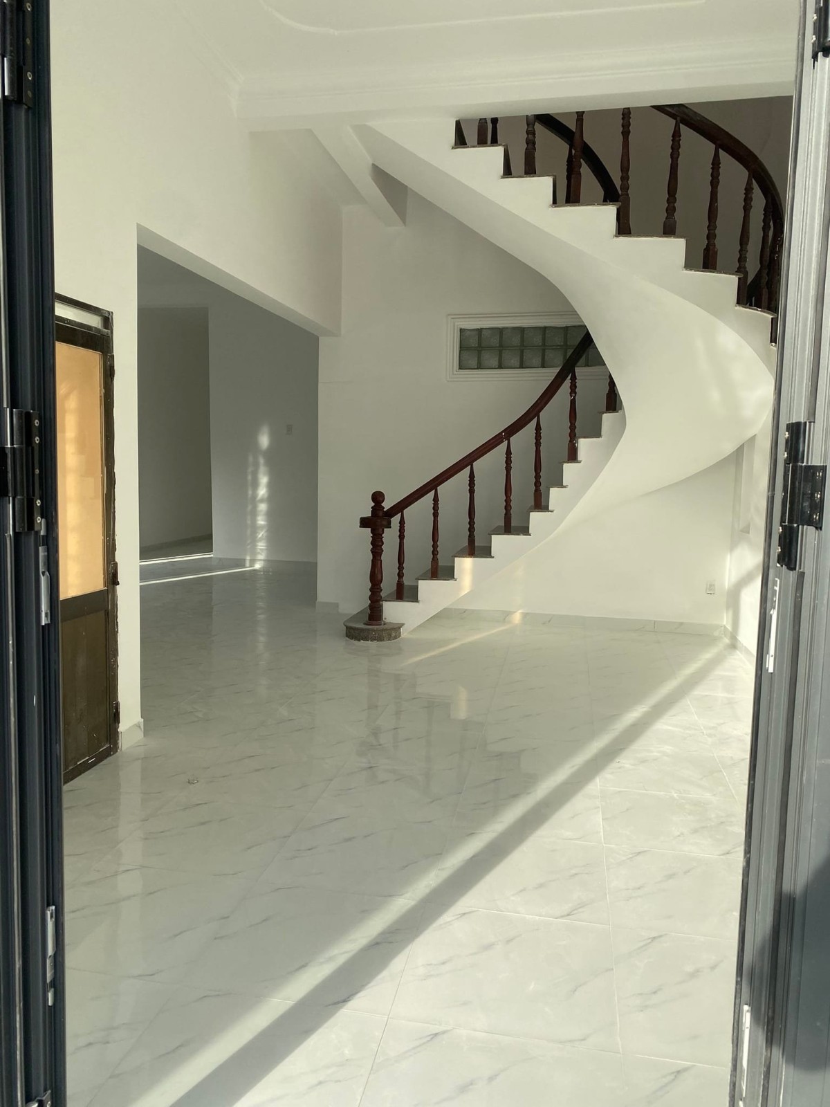 Nhà mới tinh, Mặt tiền An Phú Đông gần QL 1A - Nhà ở kết hợp kho xưởng siêu đẹp - Q. 12