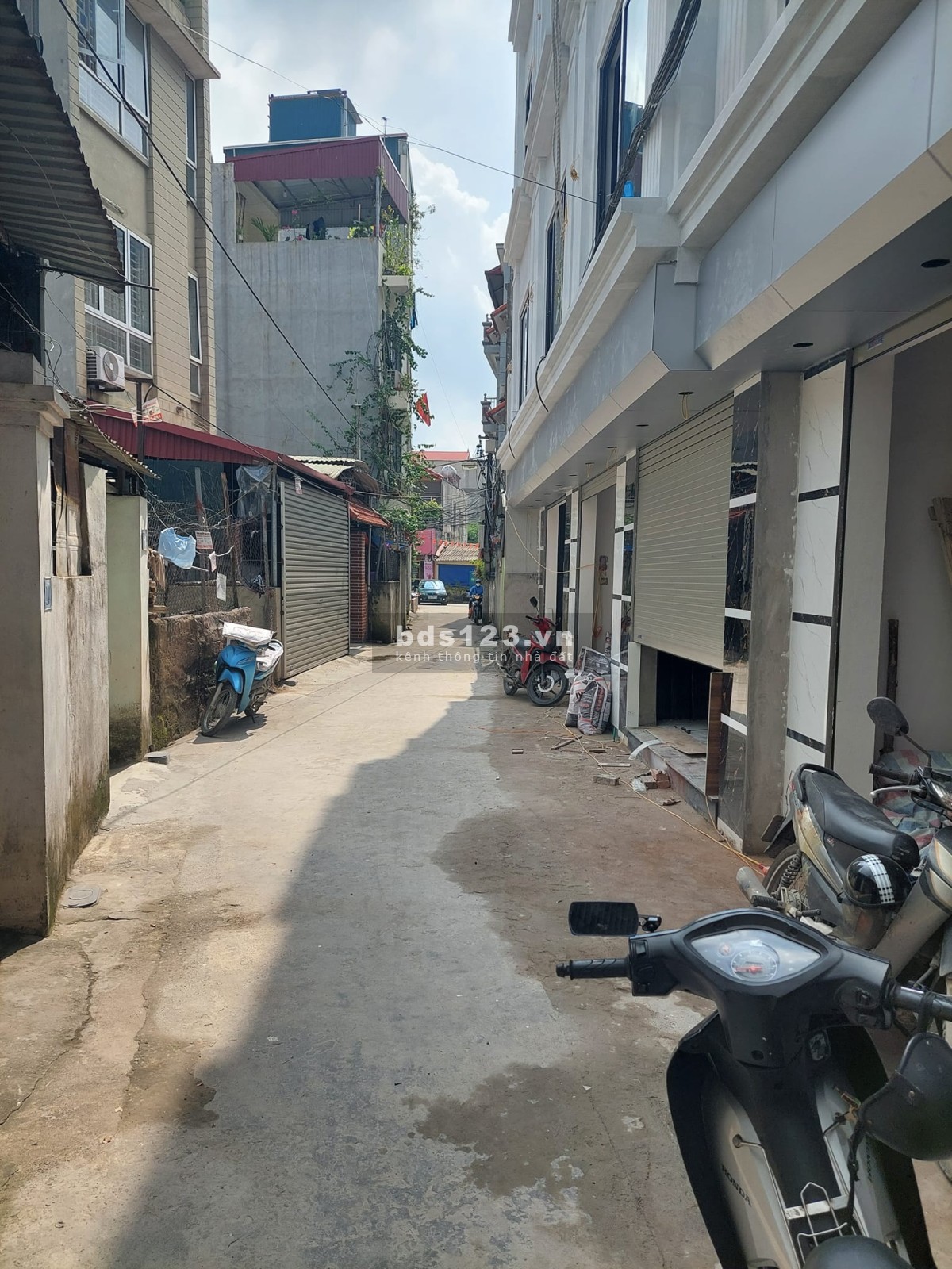 Bán nhà Nguyễn Văn Linh, vào ở ngay, tiện ích đầy đủ, giá tốt đầu tư