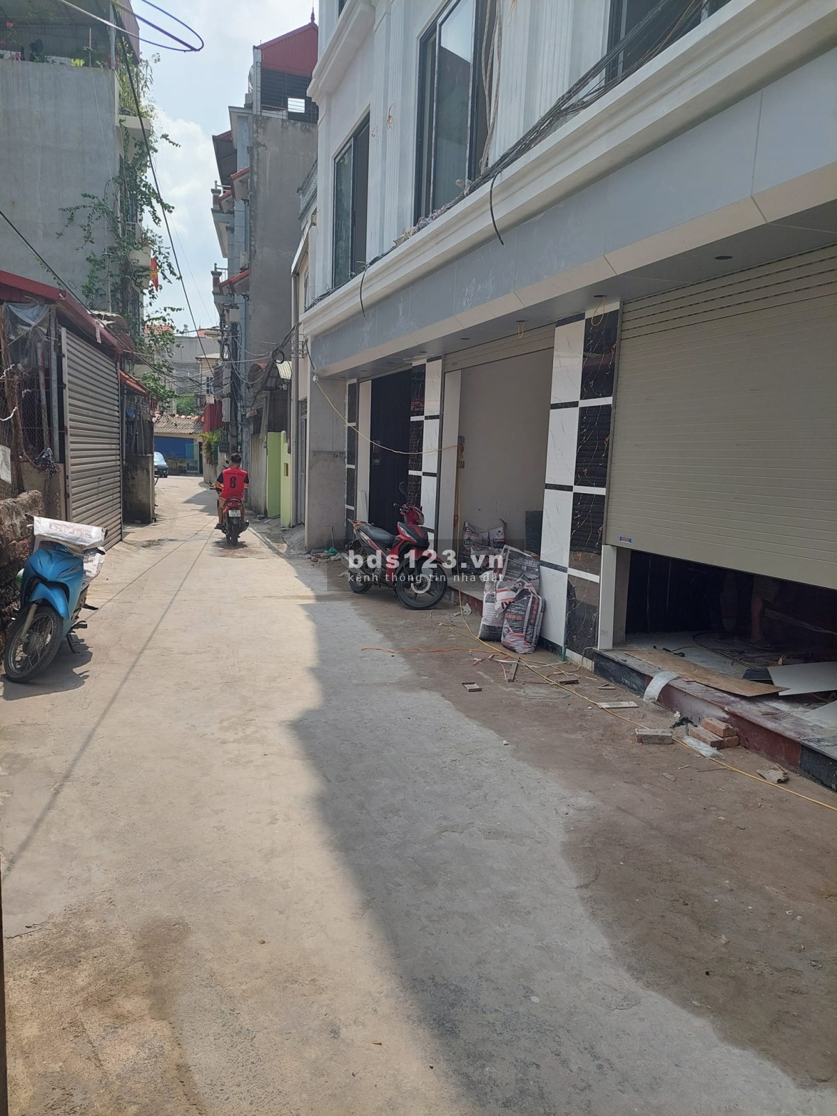 Bán nhà Nguyễn Văn Linh, vào ở ngay, tiện ích đầy đủ, giá tốt đầu tư