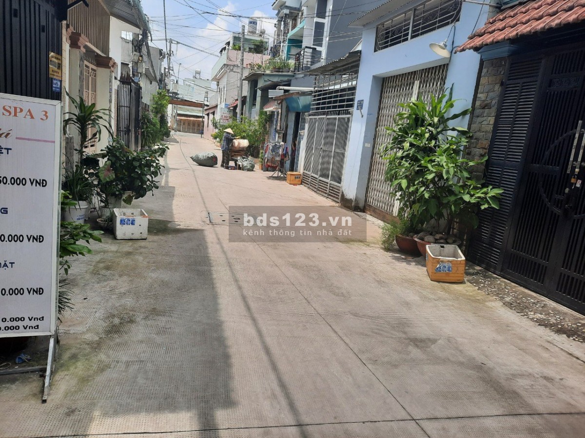 Vị trí nhà đẹp chưa qua đầu tư, nhỉnh 5 tỷ, thông số đẹp xe tải đỗ cửa, Dương Thị Mười, Quận 12