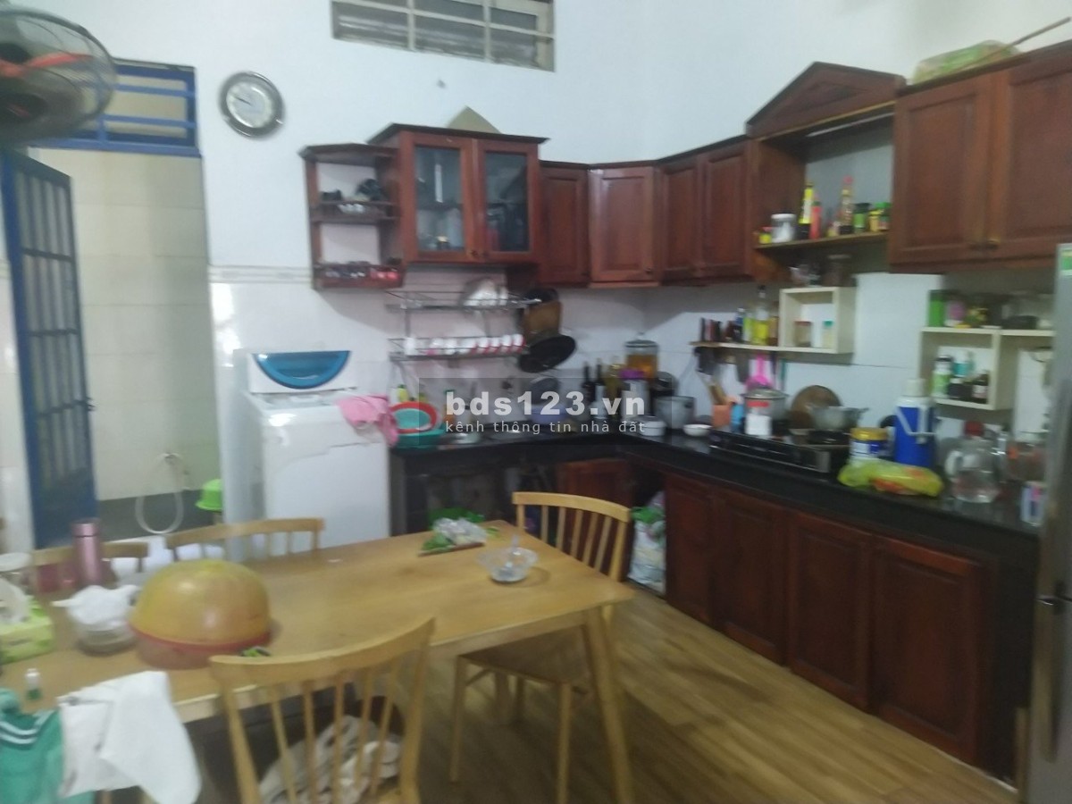 Vị trí nhà đẹp chưa qua đầu tư, nhỉnh 5 tỷ, thông số đẹp xe tải đỗ cửa, Dương Thị Mười, Quận 12