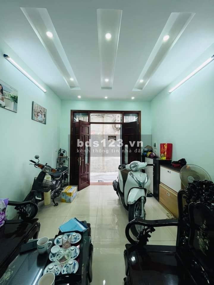 Bán nhà phố Vĩnh Hưng, Hoàng Mai 46m x 4 tầng, mặt tiền 3.5m, giá 4.7 tỷ