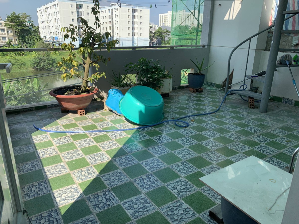 Nhà 4 tầng mặt tiền đường Phạm Thế Hiển Quận 8, dt 100m2 giá 7.9 tỷ