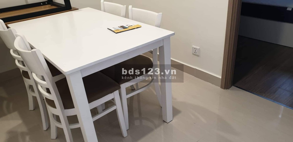 Bán Căn Hộ Cao Cấp Siêu Rẻ 2PN+1 2WC 68m2 Full Nội Thất , Giá 1,8 tỷ - Vinhomes Ocean Park