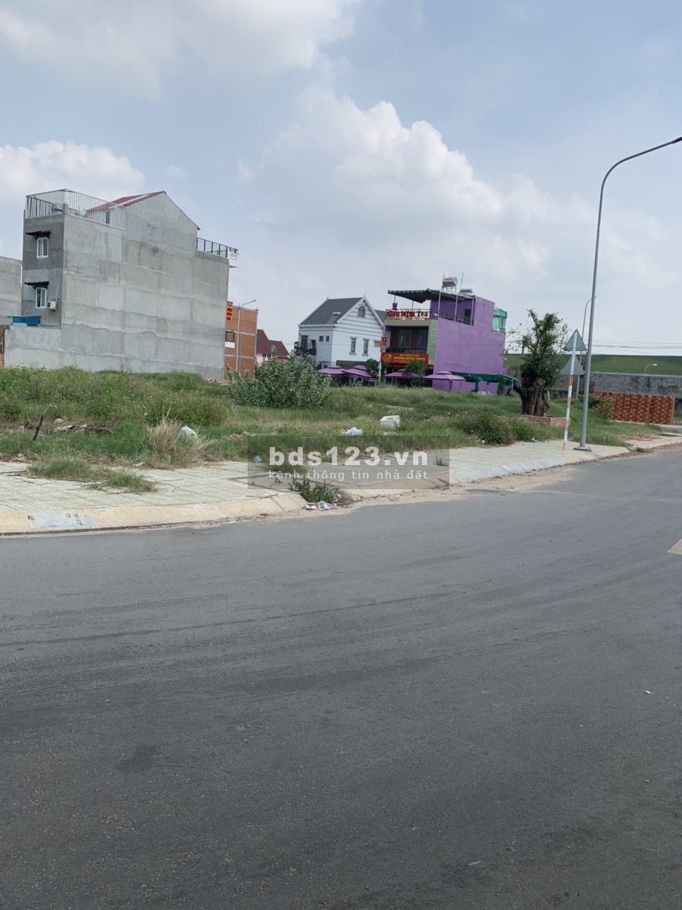 Một vốn bốn lời mua ngay đất Hưng Nhơn, Tân Kiên, Bình Chánh, gần trường tiểu học Tân Kiên