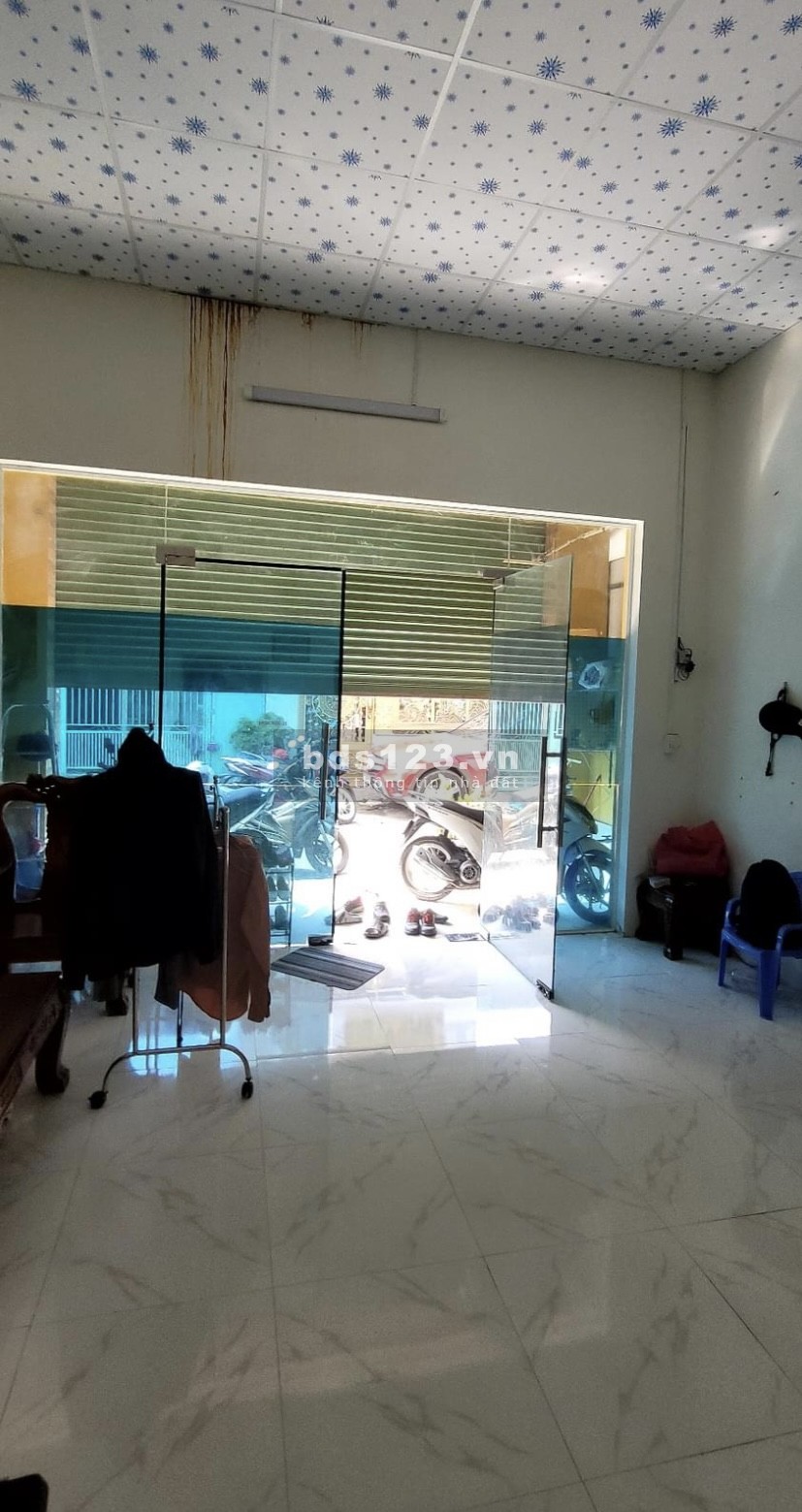 Bán gấp căn nhà nằm ngay đường Trần Văn Kiểu phường 10 Quận 6