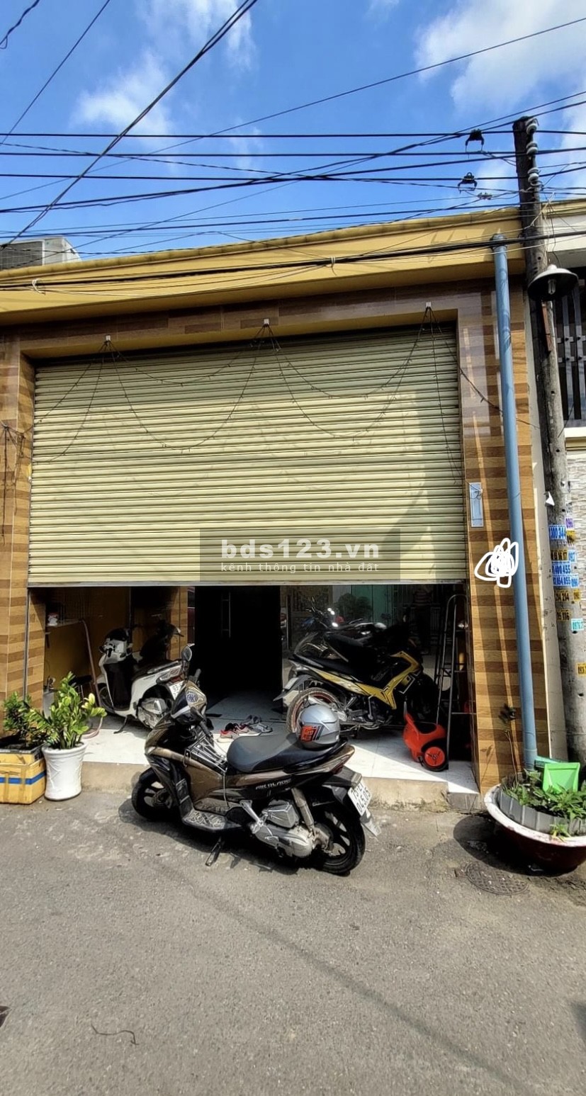 Bán gấp căn nhà nằm ngay đường Trần Văn Kiểu phường 10 Quận 6