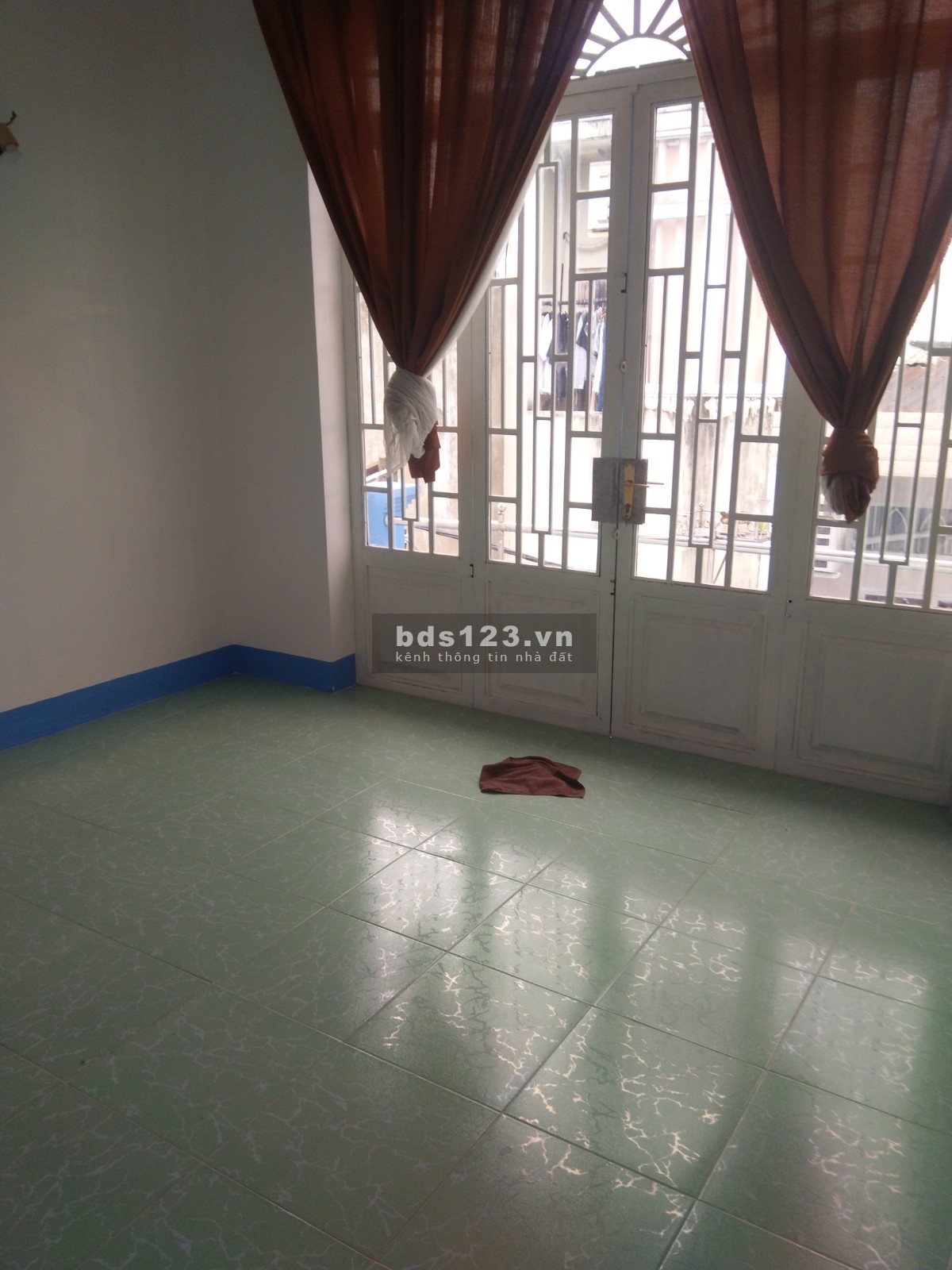 Bán nhà, Văn Cao, Phú Thọ Hòa, Quận Tân Phú, 32m2, chỉ 3 tỷ 800.
