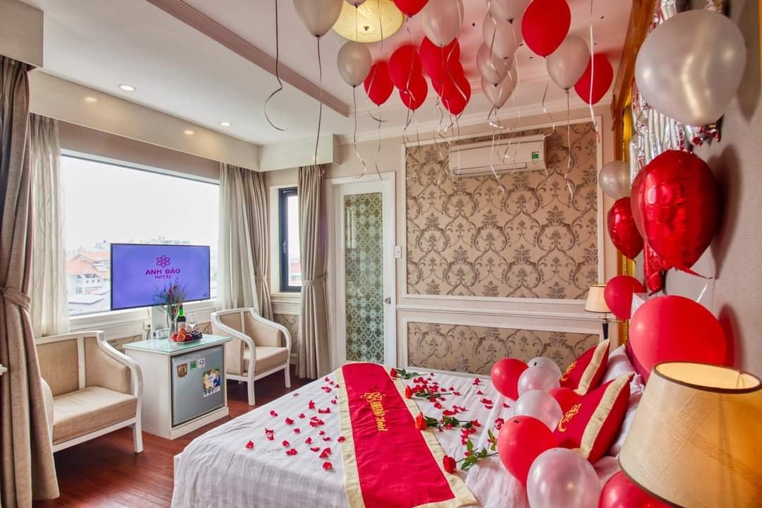 Khách sạn mặt tiền khu Tên Lửa, thu nhập 300 triệu/th, ngang 6m, 7 tầng, Bình Tân