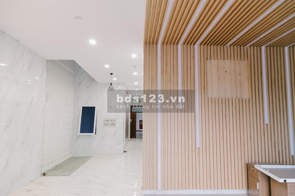 Cần bán căn hộ chung cư LAKEVIEW Thủ Thiêm giá 130 tỷ, có thang máy