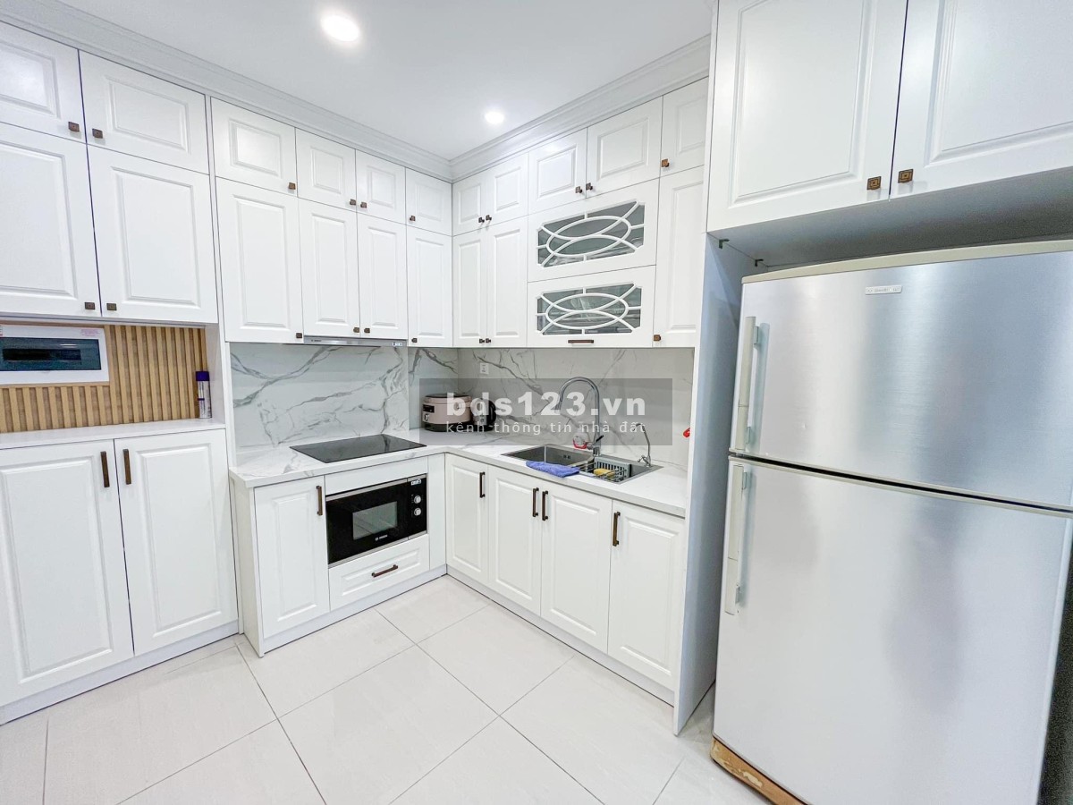 Căn hộ 2PN+1 2WC 68m2 Bán Cắt lỗ 200tr Tặng- FULL Nội Thất thiết kế giá 1,83 tỷ- Vinhomes Ocean Park